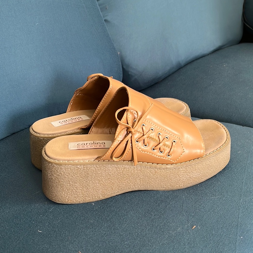 Carolina Colours Bratz Doll Platform Sandal Fall Lace Up 90s Y2K Chunky Clog Tan